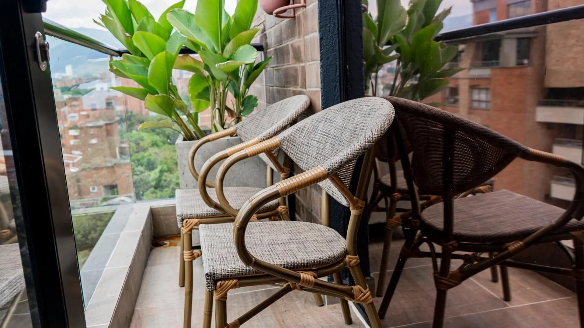 Luxury Apartments Prana By Cadissa Medellin